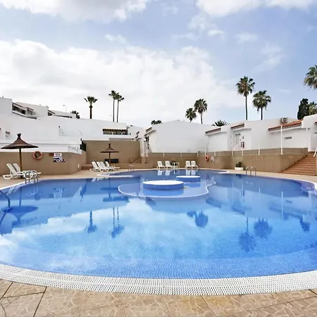 Child-friendly, 3-bedroom With Garden Near The Aqualand