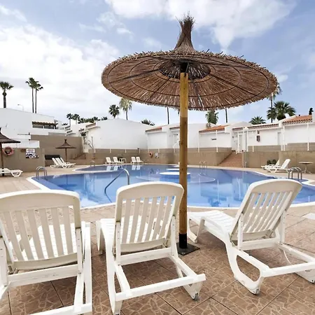 Child-friendly, 3-bedroom With Garden Near The Aqualand Costa Adeje (Tenerife)
